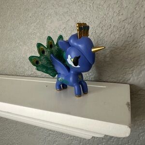 “Pluma” Tokidoki Unicorno Figurine